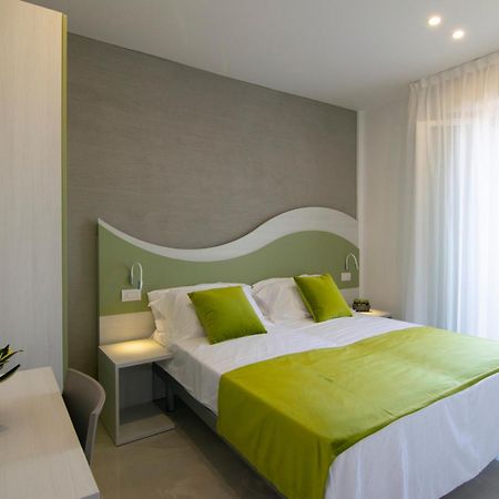 Residence Flow-R Riccione Exterior foto