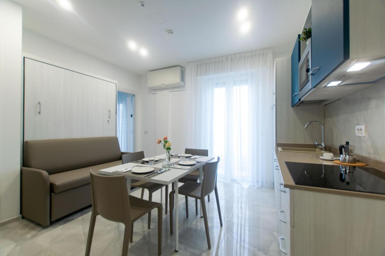 Residence Flow-R Riccione Exterior foto