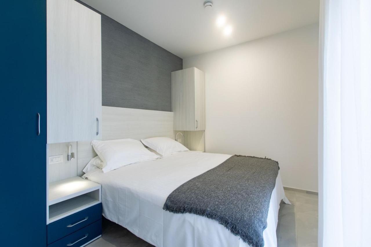 Residence Flow-R Riccione Exterior foto