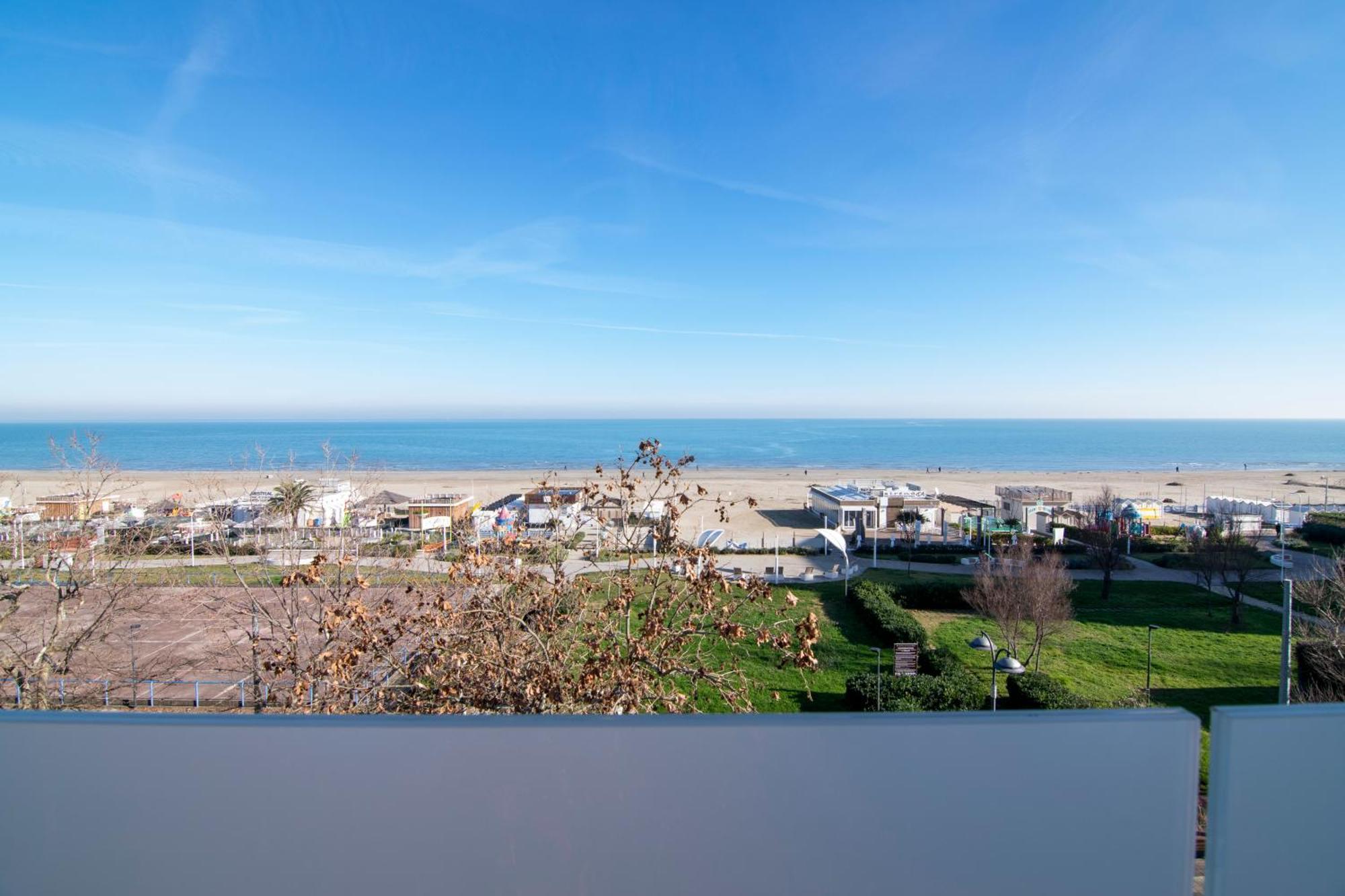 Residence Flow-R Riccione Exterior foto